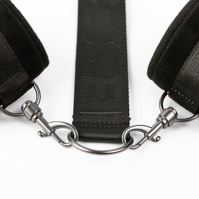 SEI MIO Neck Firmly in Check Adjustable Neck & Wrist Restraint Kit