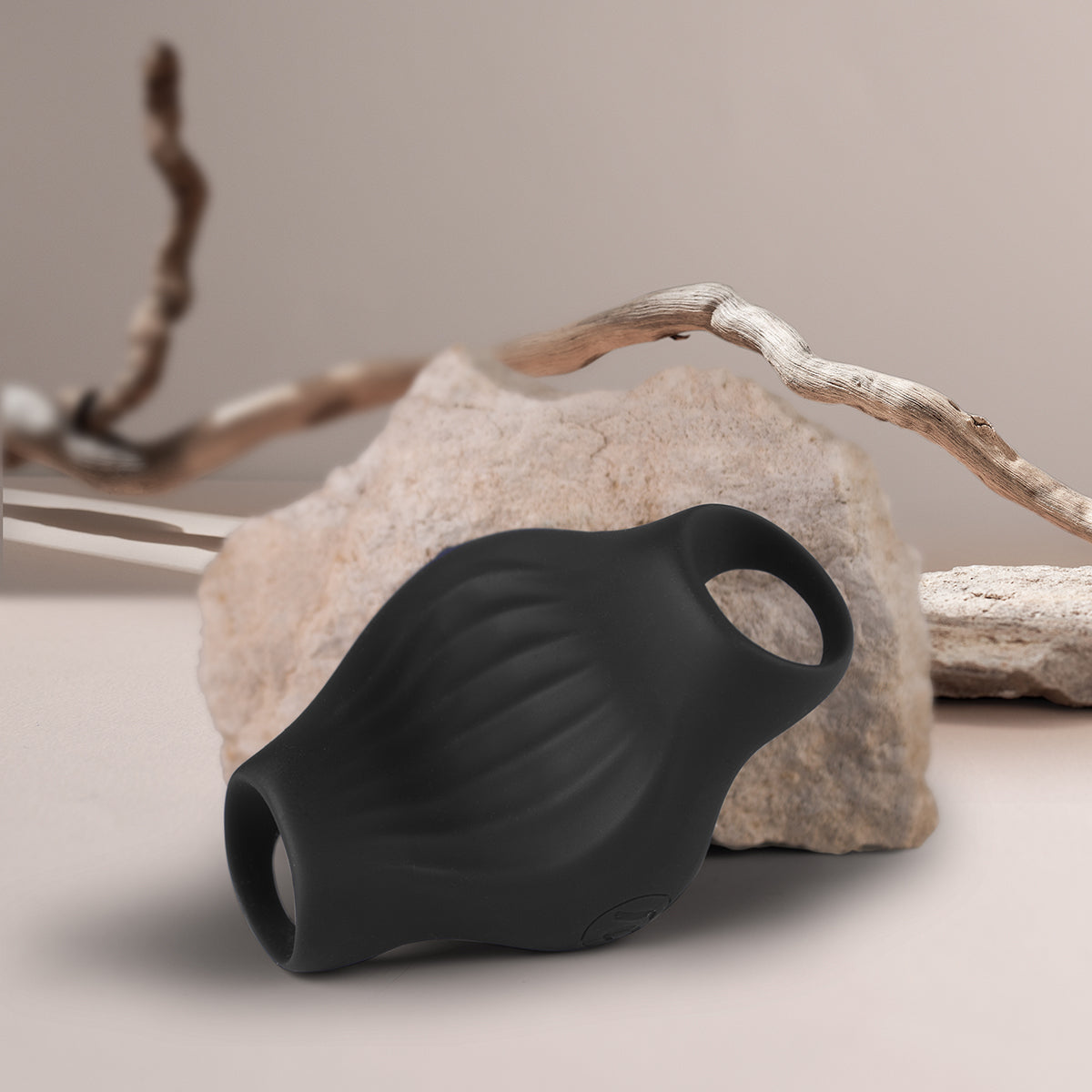 Rocks-Off Palm Black
