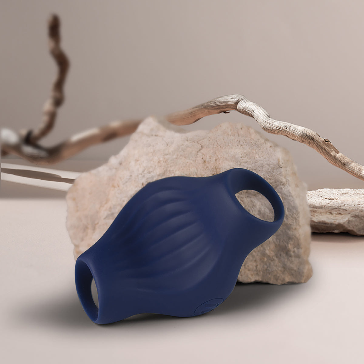 Rocks-Off Palm Blue