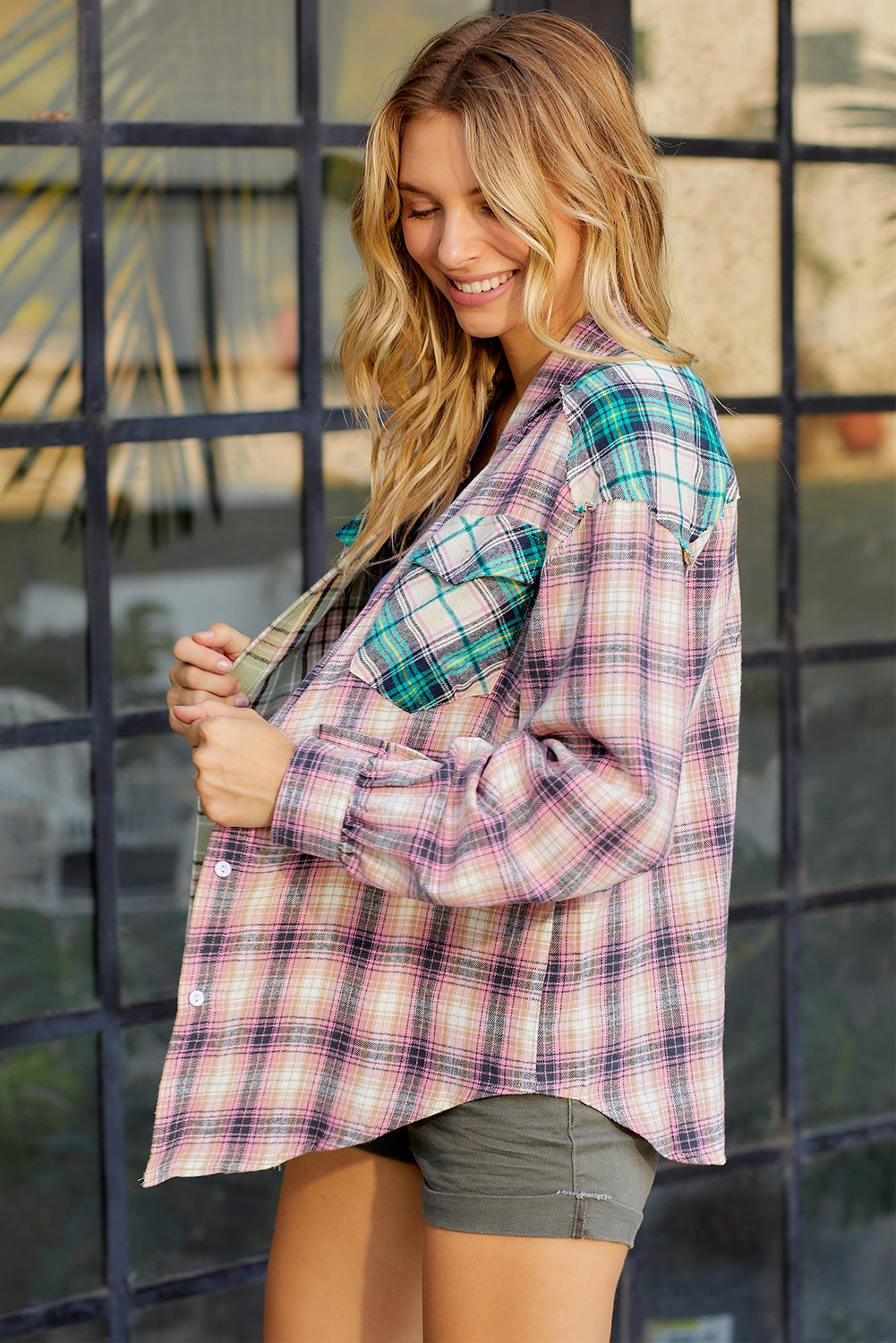 Contrast Plaid Long Sleeve Collared Neck Shirt