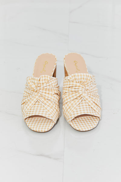 Qupid Freshly Picked Twist Peep Toe Block Heel Mule